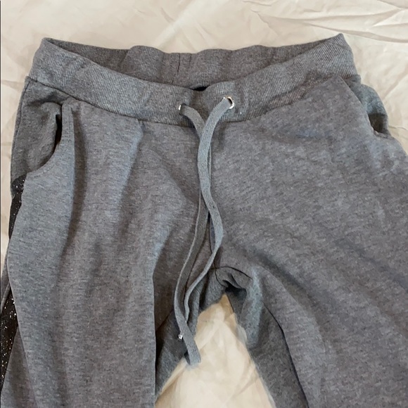 Guess Sweat pants - Picture 3 of 5